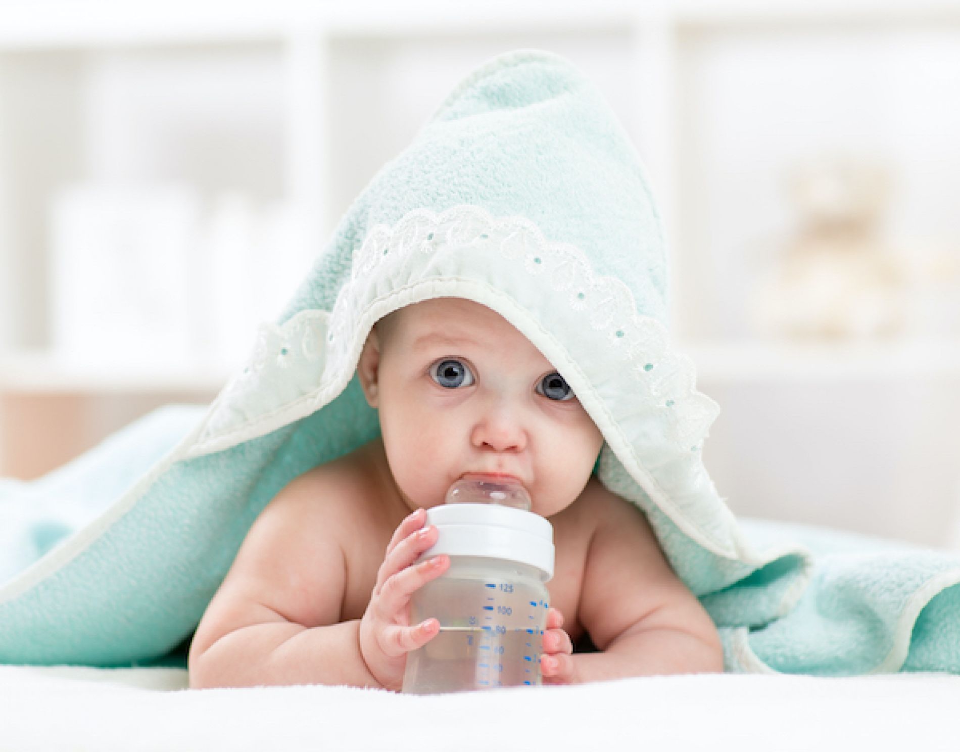 La migliore acqua per neonati e bambini
